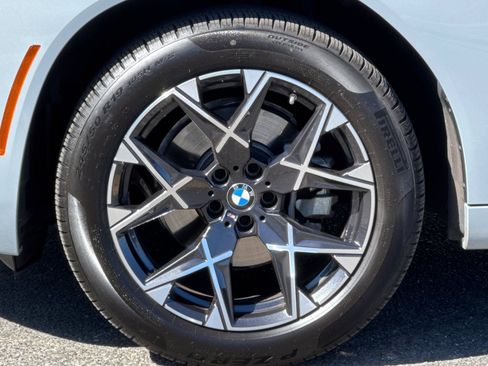 Used 2026 BMW X3 xDrive30i w/ M Sport Package AWD/4WD image 13