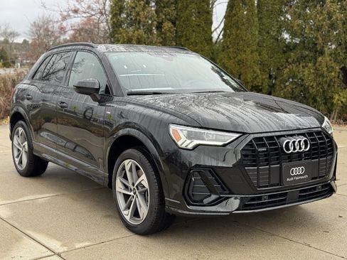 New 2025 Audi Q3 2.0T Premium image 1