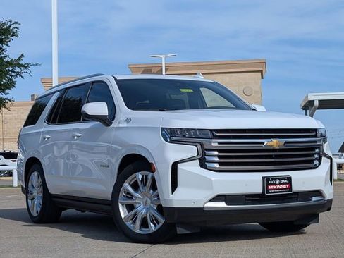 Used 2023 Chevrolet Tahoe High Country AWD/4WD image 2