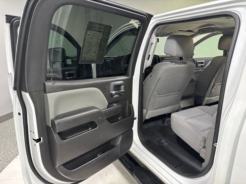 Used 2018 Chevrolet Silverado 1500 W/T w/ Trailering Package AWD/4WD image 20