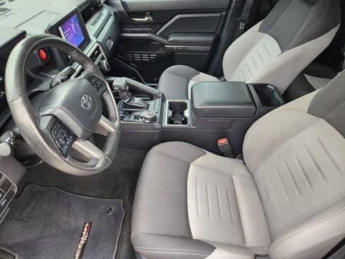 Used 2024 Toyota Tacoma TRD Sport w/ TRD Sport Upgrade Package image 11