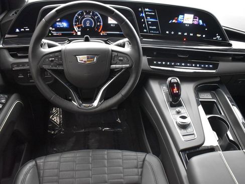 Certified 2023 Cadillac Escalade V w/ LPO, ONYX Package image 14