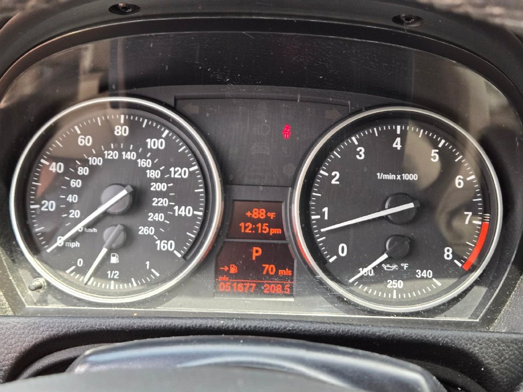 Used 2013 BMW 328i Convertible RWD image 22