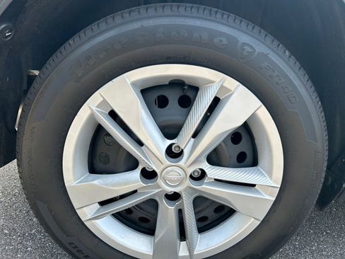 Used 2025 Nissan Kicks Play S FWD image 27