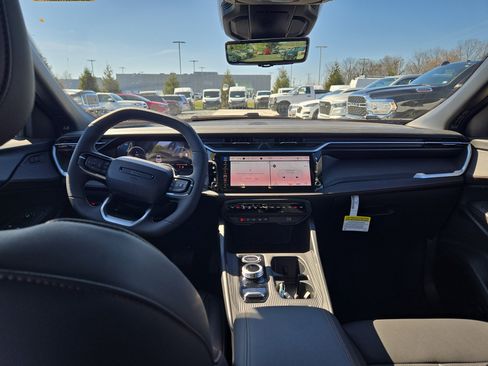 New 2026 Jeep Cherokee Overland w/ Advanced Pro Tech Group image 14