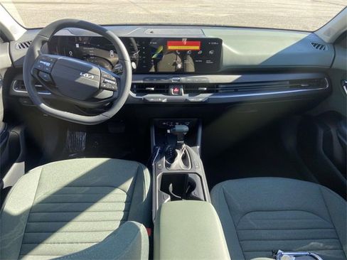 New 2025 Kia K4 EX image 11