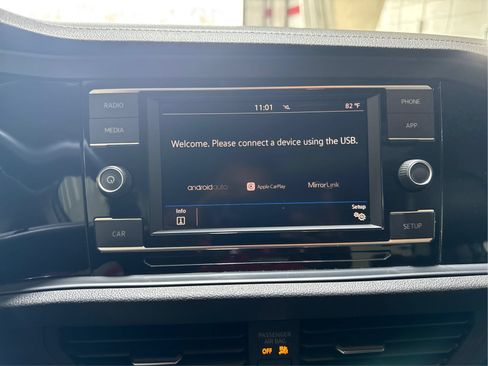 Used 2019 Volkswagen Jetta SE FWD image 14