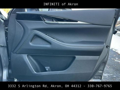Used 2025 INFINITI QX60 Pure image 21