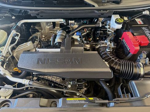 Used 2024 Nissan Rogue S AWD/4WD image 35