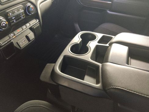 Used 2020 Chevrolet Silverado 1500 LT image 26