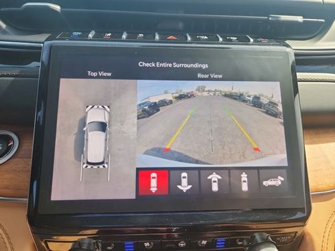 Used 2022 Jeep Grand Cherokee Summit image 28