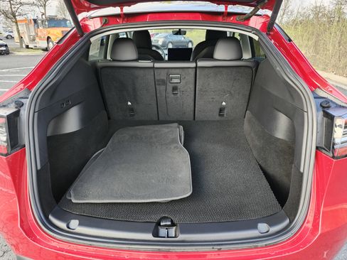 Used 2021 Tesla Model Y Long Range image 22