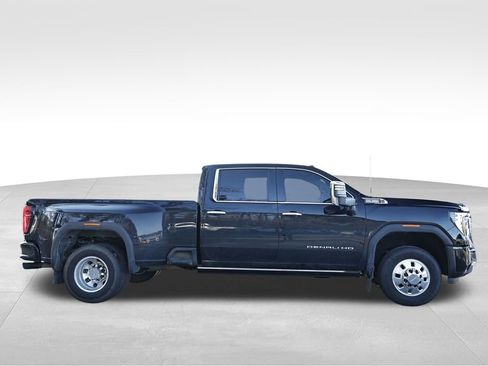 Used 2025 GMC Sierra 3500 Denali w/ Denali Reserve Package AWD/4WD image 21