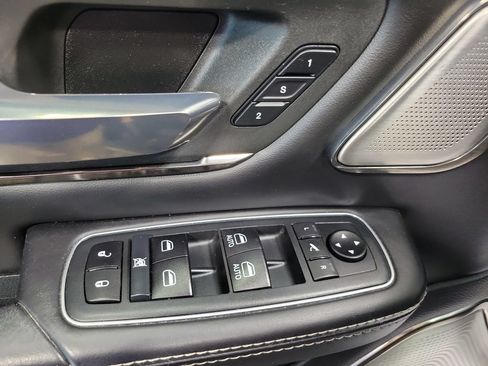 Used 2020 RAM 1500 Limited AWD/4WD image 36