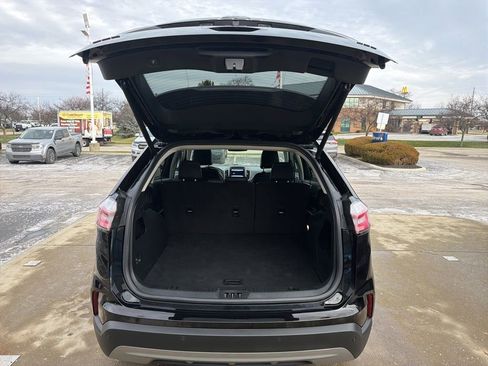 Used 2024 Ford Edge SEL w/ Convenience Package image 7