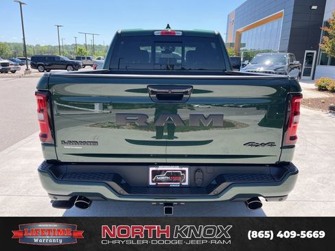 New 2026 RAM 1500 Laramie AWD/4WD image 19