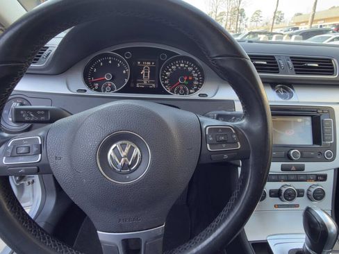 Used 2014 Volkswagen CC Sport image 42