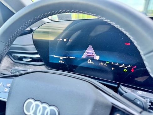 Used 2025 Audi Q5 Premium Plus image 13