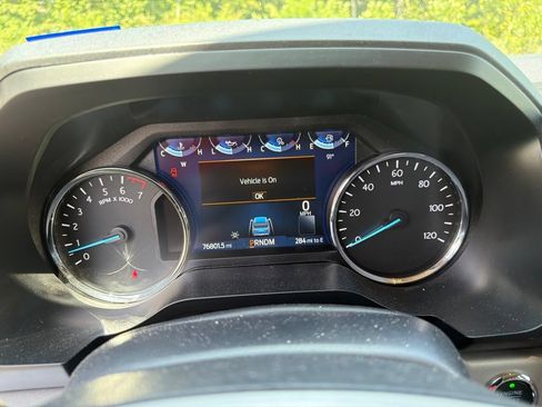 Used 2022 Ford Expedition XLT RWD image 2