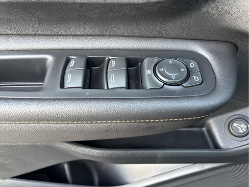 Used 2022 GMC Terrain AT4 w/ Infotainment Package II image 31