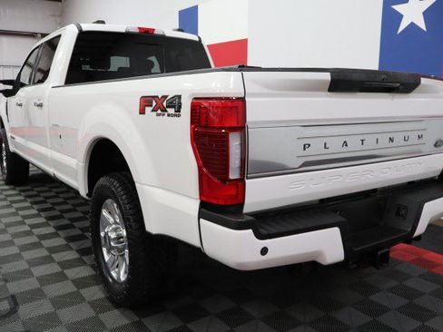 Used 2022 Ford F350 Platinum AWD/4WD image 11