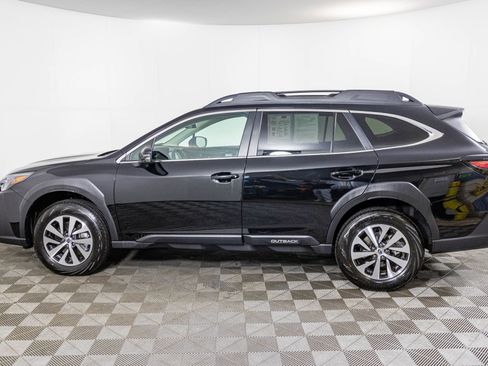 Used 2025 Subaru Outback Premium w/ Popular Package #1A image 14