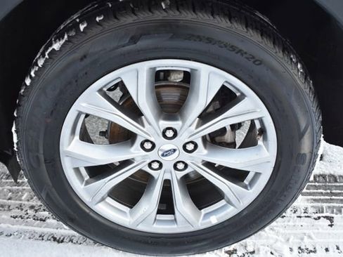 Used 2023 Ford Explorer Limited image 50