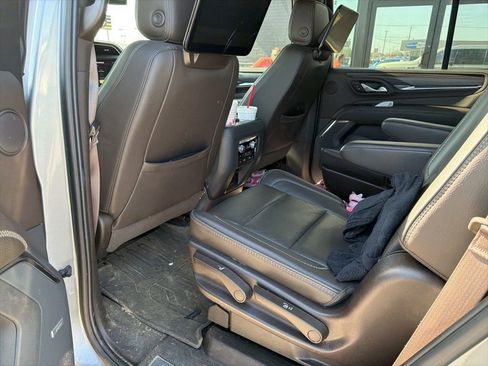 Used 2024 GMC Yukon Denali image 11