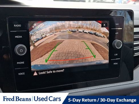 Certified 2025 Volkswagen Jetta SEL image 21