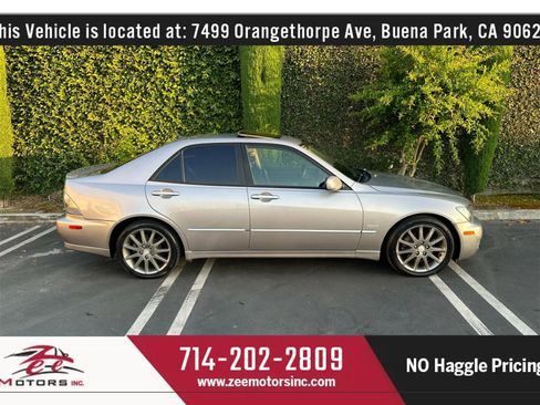 Used 2004 Lexus IS 300 image 5