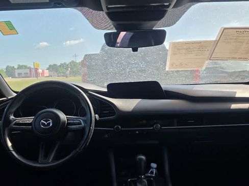 Used 2020 MAZDA MAZDA3 Hatchback FWD image 5