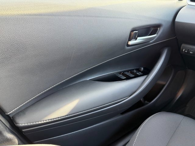 Certified 2025 Toyota Corolla SE w/ SE Package FWD image 31