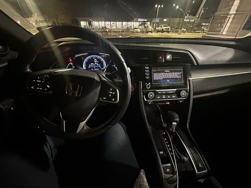 Used 2020 Honda Civic EX image 14