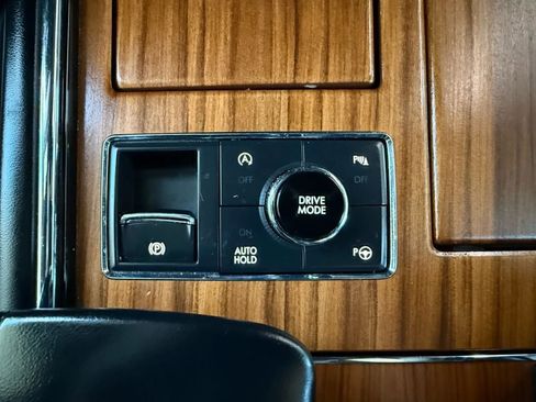 Used 2019 Lincoln Navigator Reserve w/ Cargo Package image 56