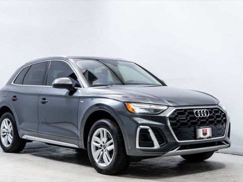 Used 2023 Audi Q5 2.0T Premium w/ Convenience Package AWD/4WD image 9