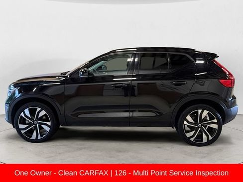 Used 2023 Volvo XC40 B5 Plus w/ Driver Assist Package AWD/4WD image 2