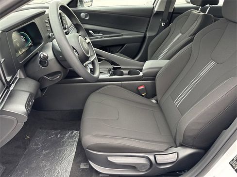 New 2026 Hyundai Elantra Blue image 9