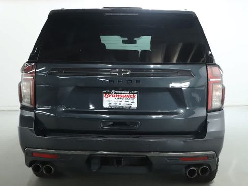 Used 2022 Chevrolet Tahoe Z71 w/ Z71 Off-Road Package AWD/4WD image 45