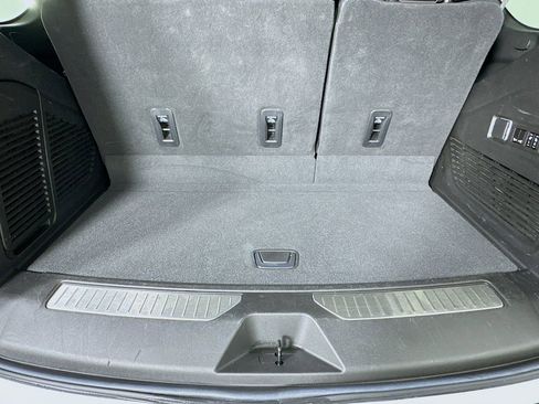 Used 2023 Chevrolet Tahoe High Country image 29