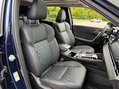 Used 2024 Mitsubishi Outlander SEL AWD/4WD image 22