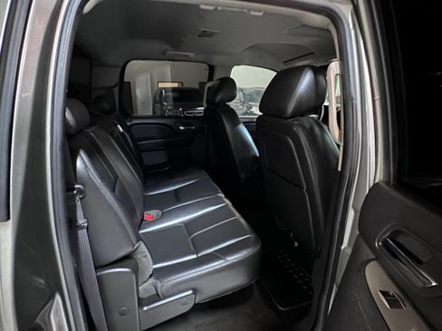 Used 2013 Chevrolet Silverado 3500 LTZ w/ LTZ Plus Package image 10