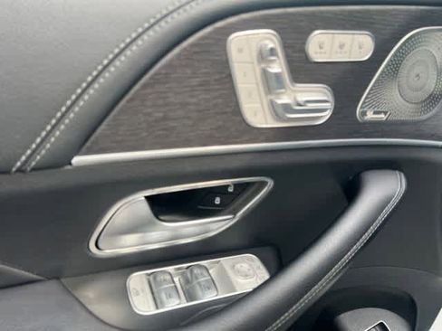 Certified 2022 Mercedes-Benz GLS 450 4MATIC image 14