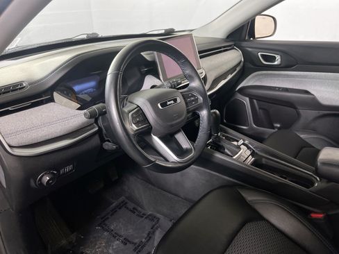 Used 2022 Jeep Compass Latitude w/ Convenience Group AWD/4WD image 9