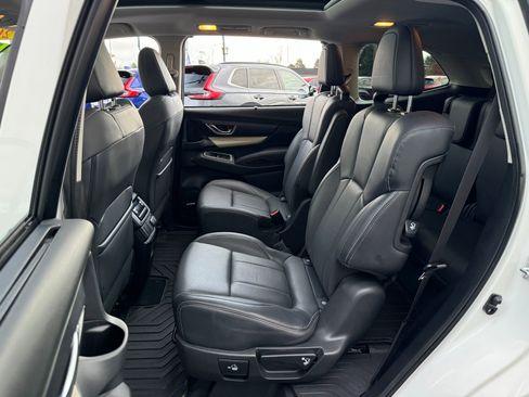 Used 2021 Subaru Ascent Limited w/ Technology Package image 27