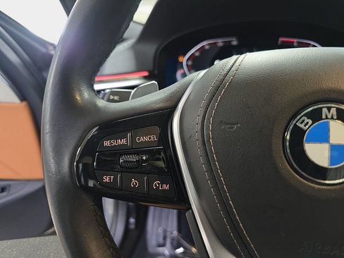 Used 2023 BMW 530i w/ Premium Package RWD image 20