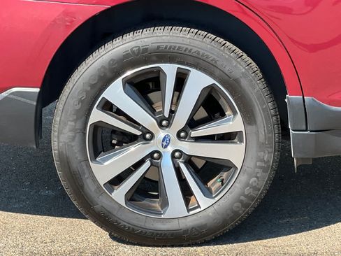 Used 2019 Subaru Outback 2.5i Limited AWD/4WD image 20
