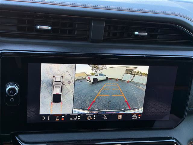 Certified 2025 GMC Sierra 1500 AT4 w/ AT4 Premium Package AWD/4WD image 32