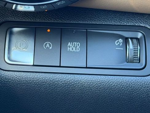 New 2026 Chevrolet Equinox ACTIV w/ Convenience Package III image 25