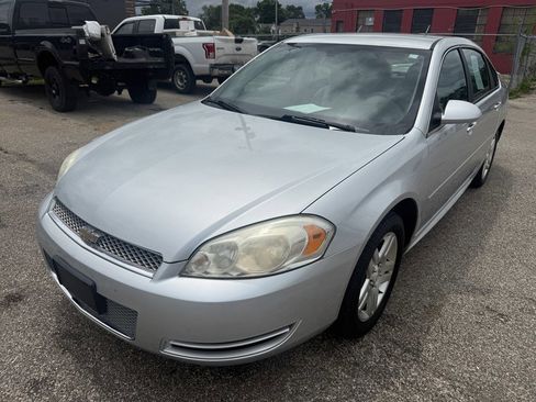 Used 2012 Chevrolet Impala LT FWD image 2