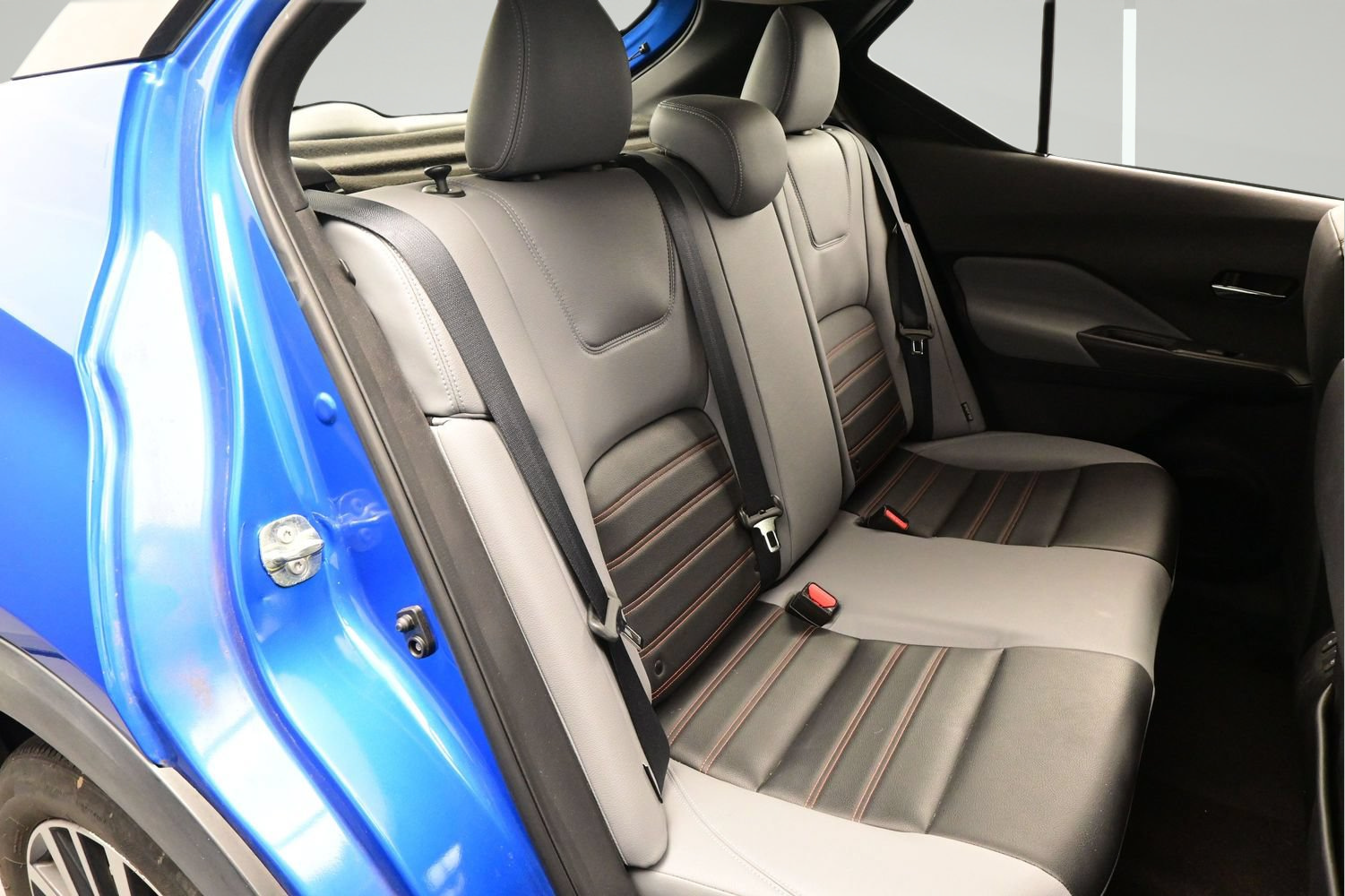 Certified 2023 Nissan Kicks SR w/ SR Premium Package FWD image 13